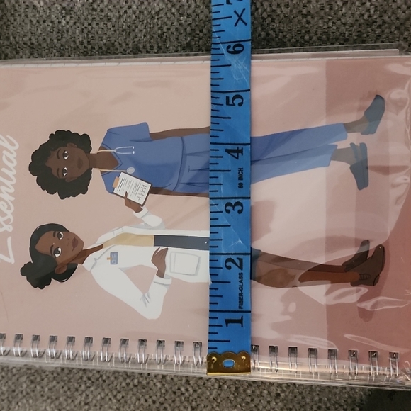 Medium sized notebook - Picture 2 of 3